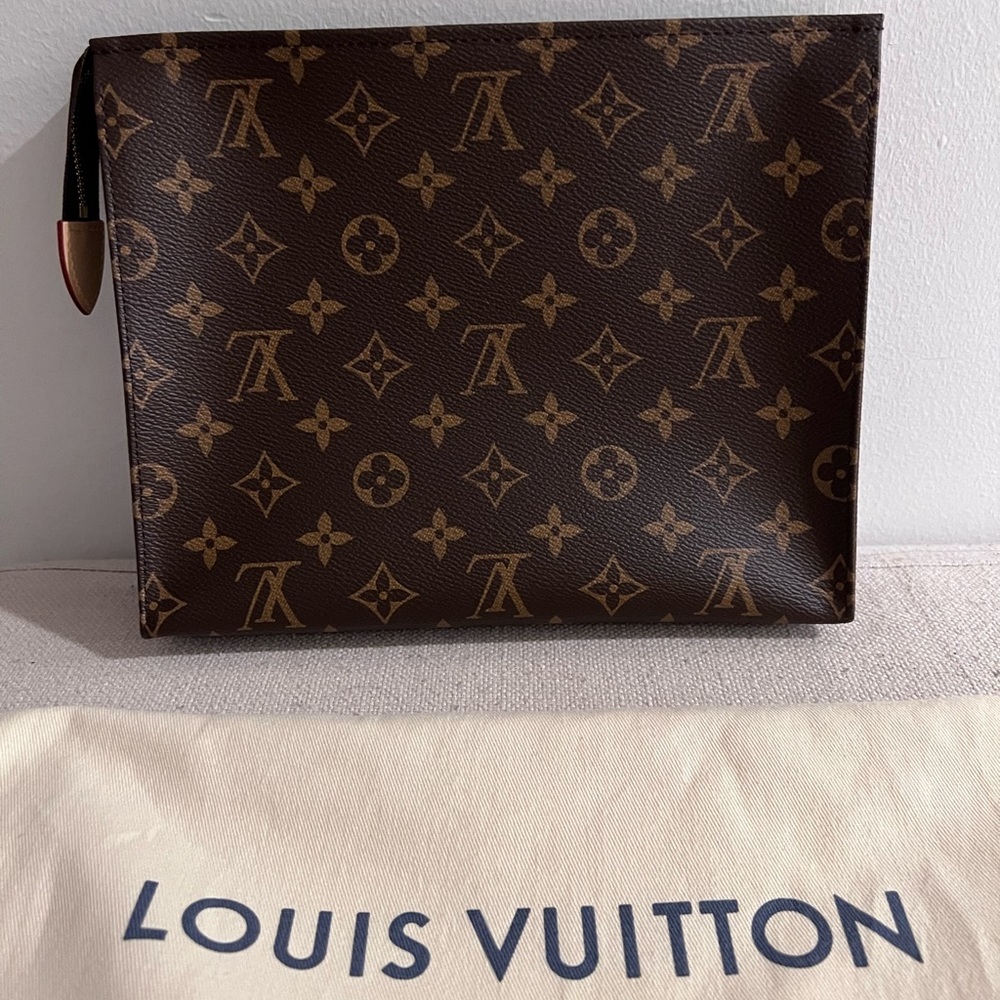 Brand new Authentic Louis Vuitton toiletry pouch 26